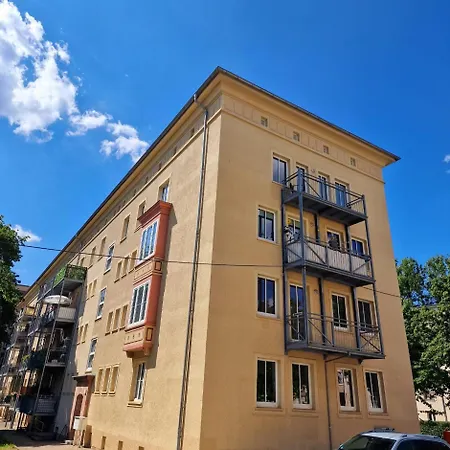 Anne, Grosszuegige ケムニッツ